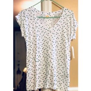 ☘️NWT C & C California Bright White and Kelly Green Mini Shamrocks Tee, Sz. S☘️